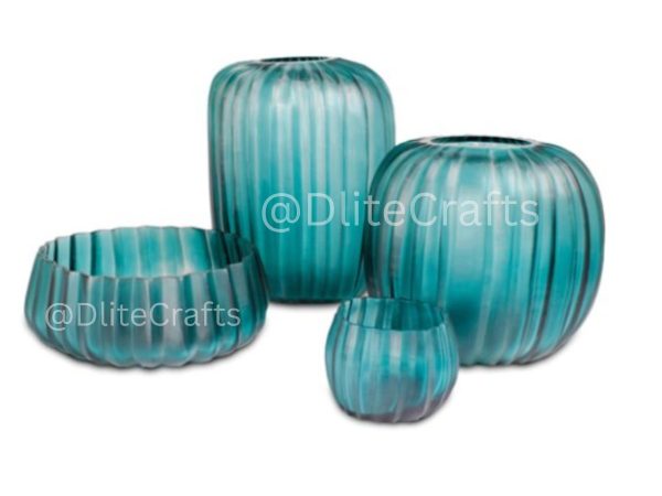 Manakara Vase Clear Petrol