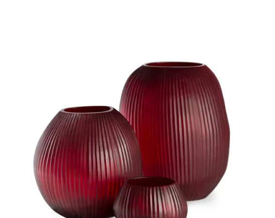 Naga Vase Red