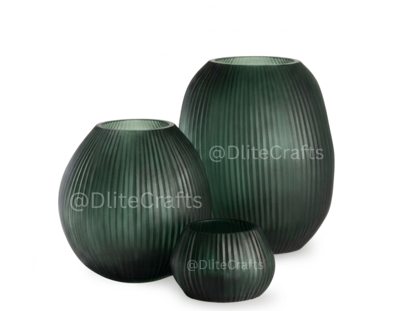 Naga Vase Dark Green