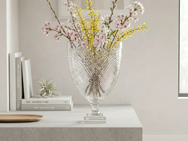 Trophy Vase1161